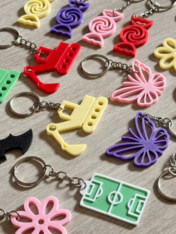 Personalized Keychains 100 pcs – Custom Name & LOGO Key Rings  | Gift with GiveHamper - Image 2